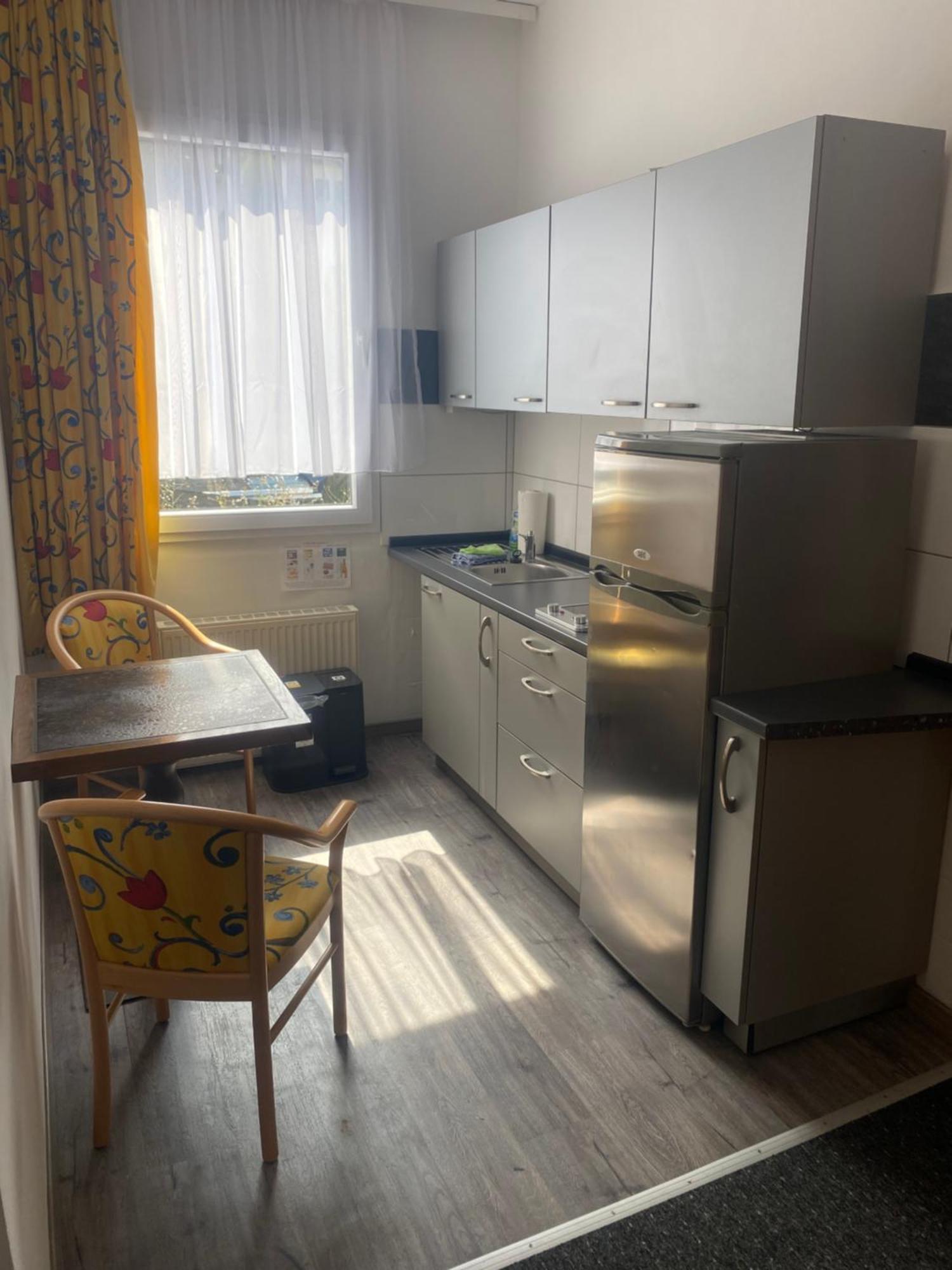 Gaestezimmer Gasthof Becker 호텔 Wulfrath 외부 사진