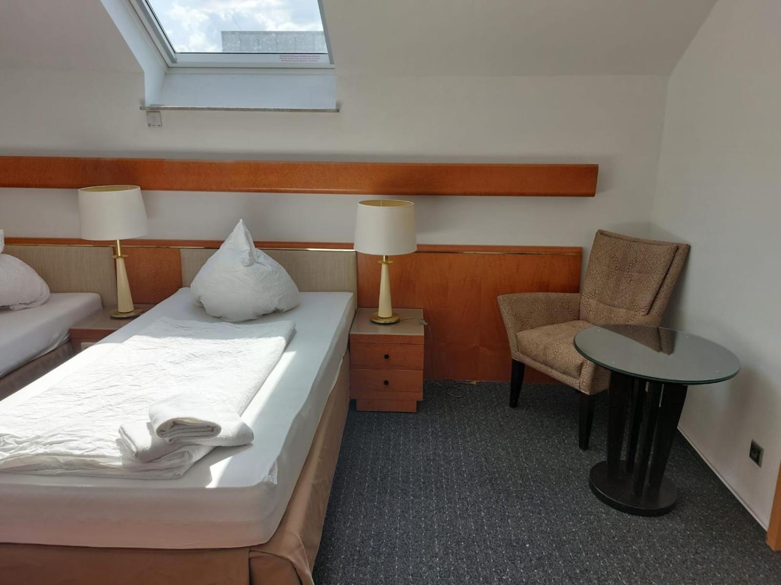 Gaestezimmer Gasthof Becker 호텔 Wulfrath 외부 사진