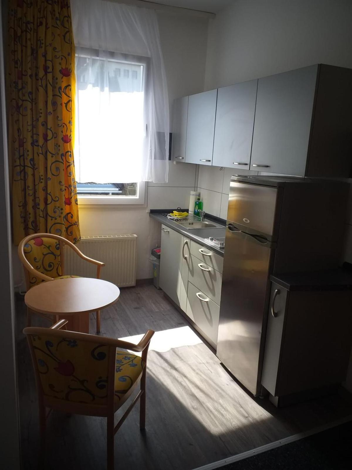 Gaestezimmer Gasthof Becker 호텔 Wulfrath 외부 사진