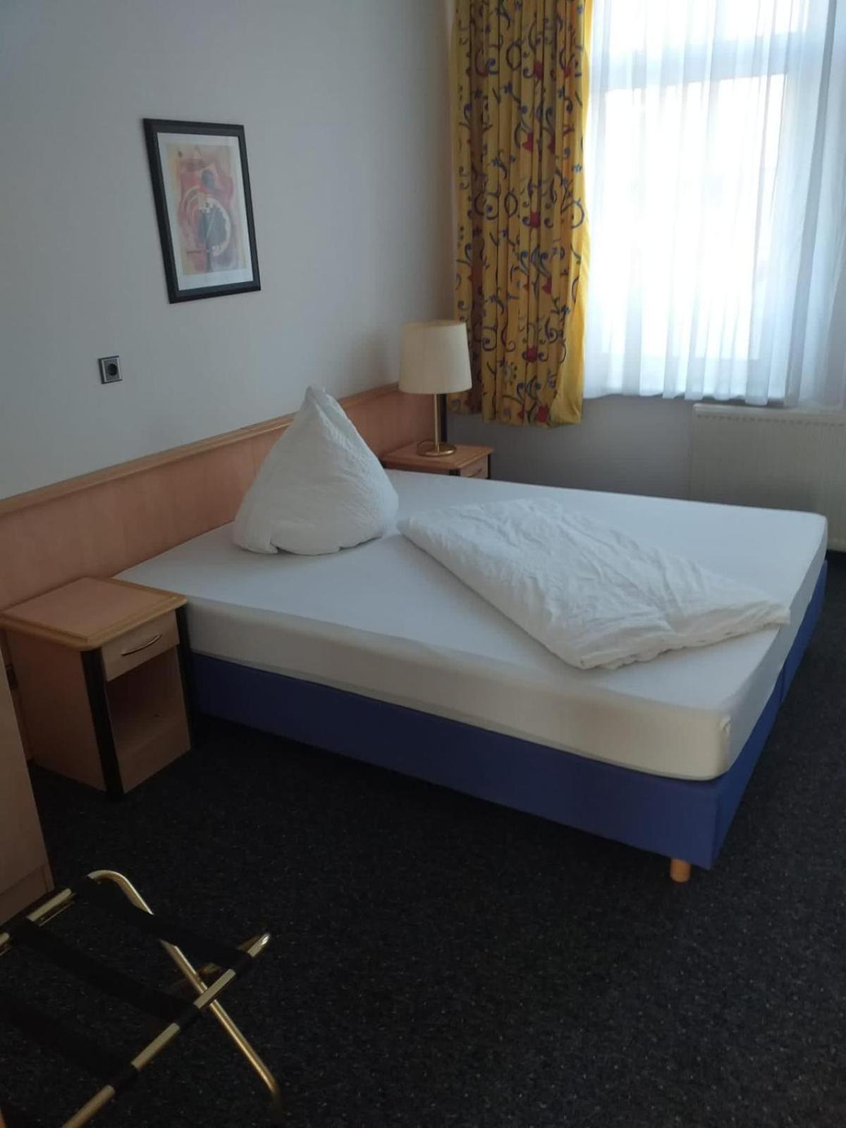Gaestezimmer Gasthof Becker 호텔 Wulfrath 외부 사진