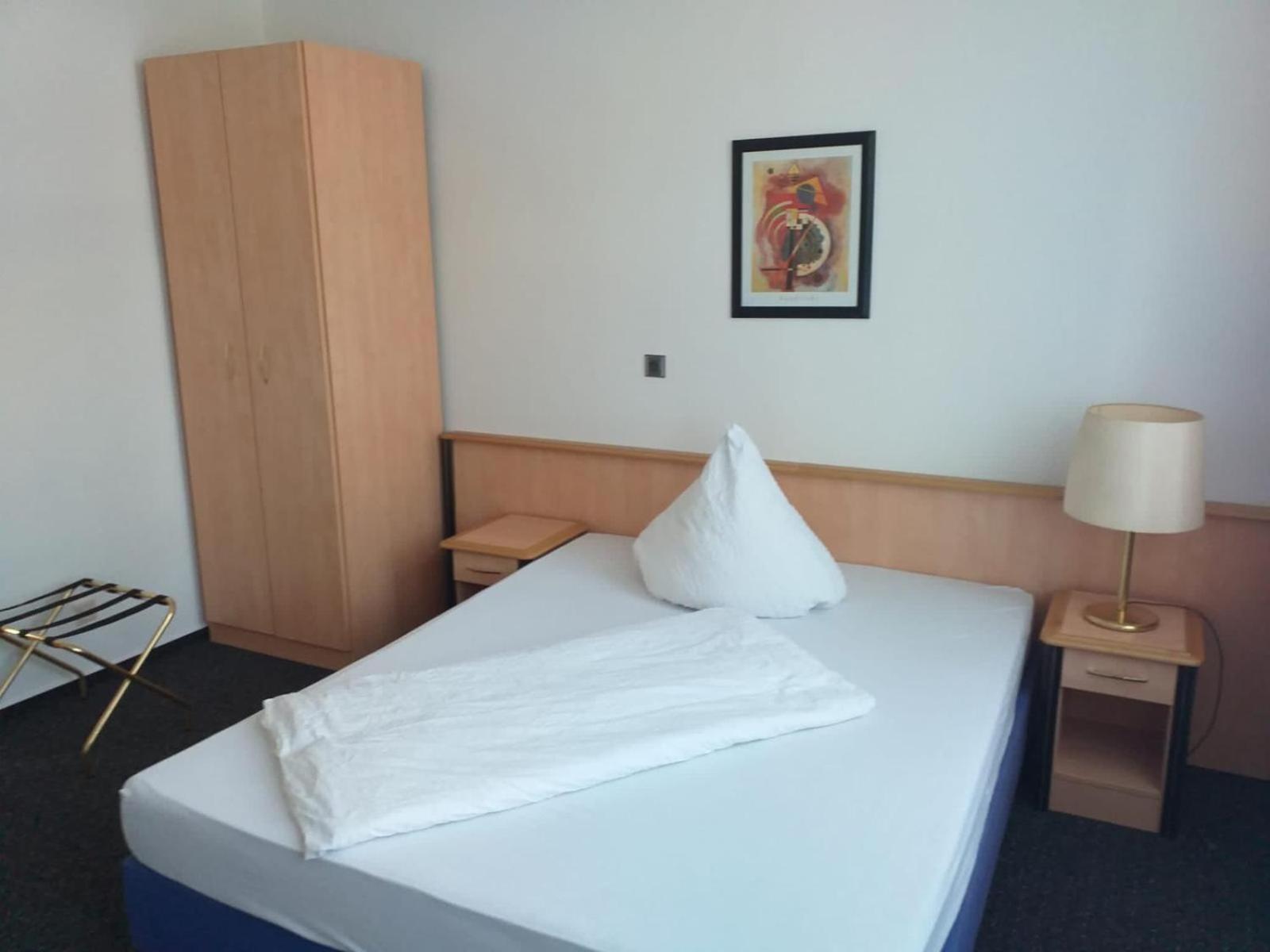 Gaestezimmer Gasthof Becker 호텔 Wulfrath 외부 사진