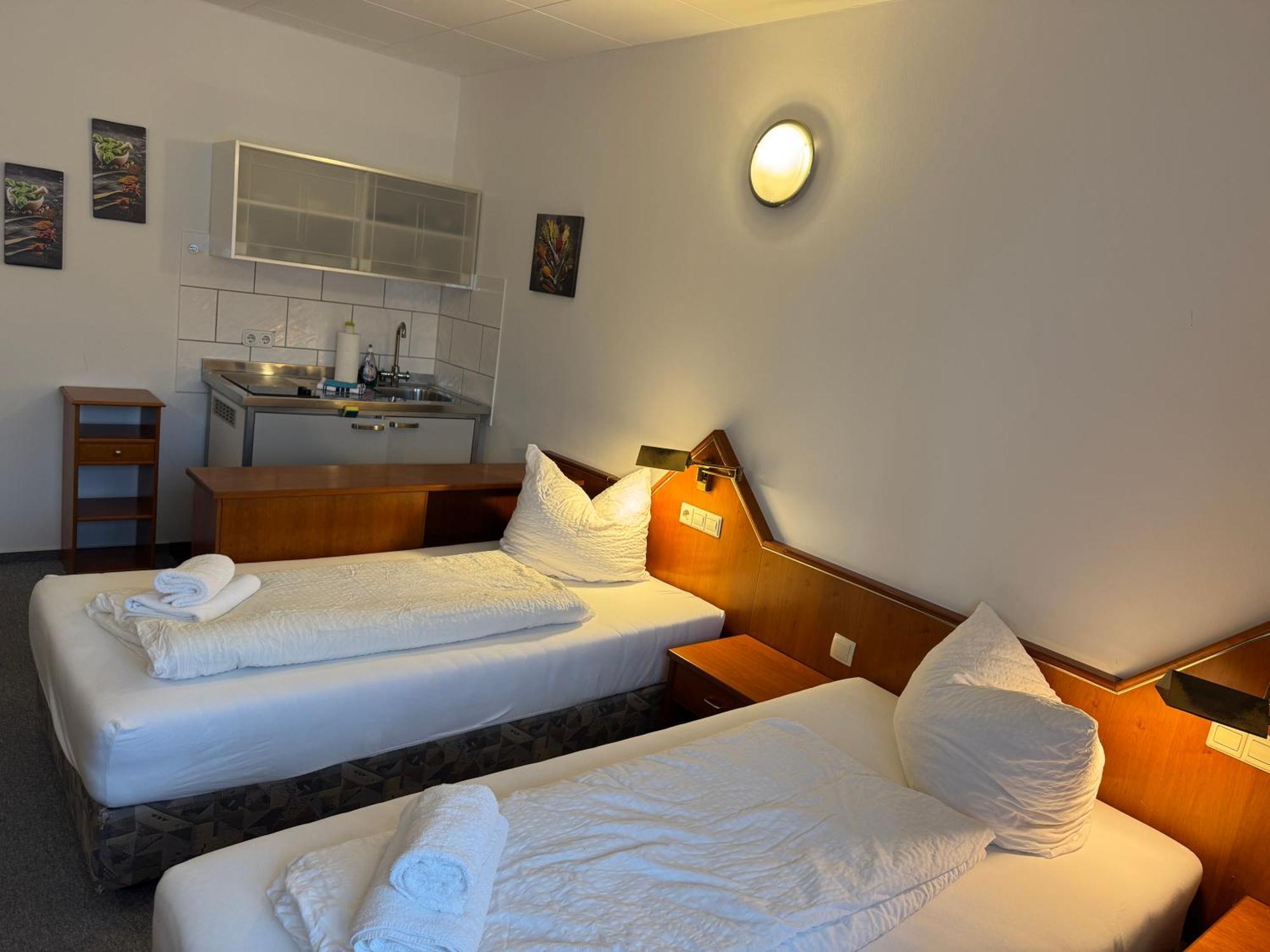 Gaestezimmer Gasthof Becker 호텔 Wulfrath 외부 사진