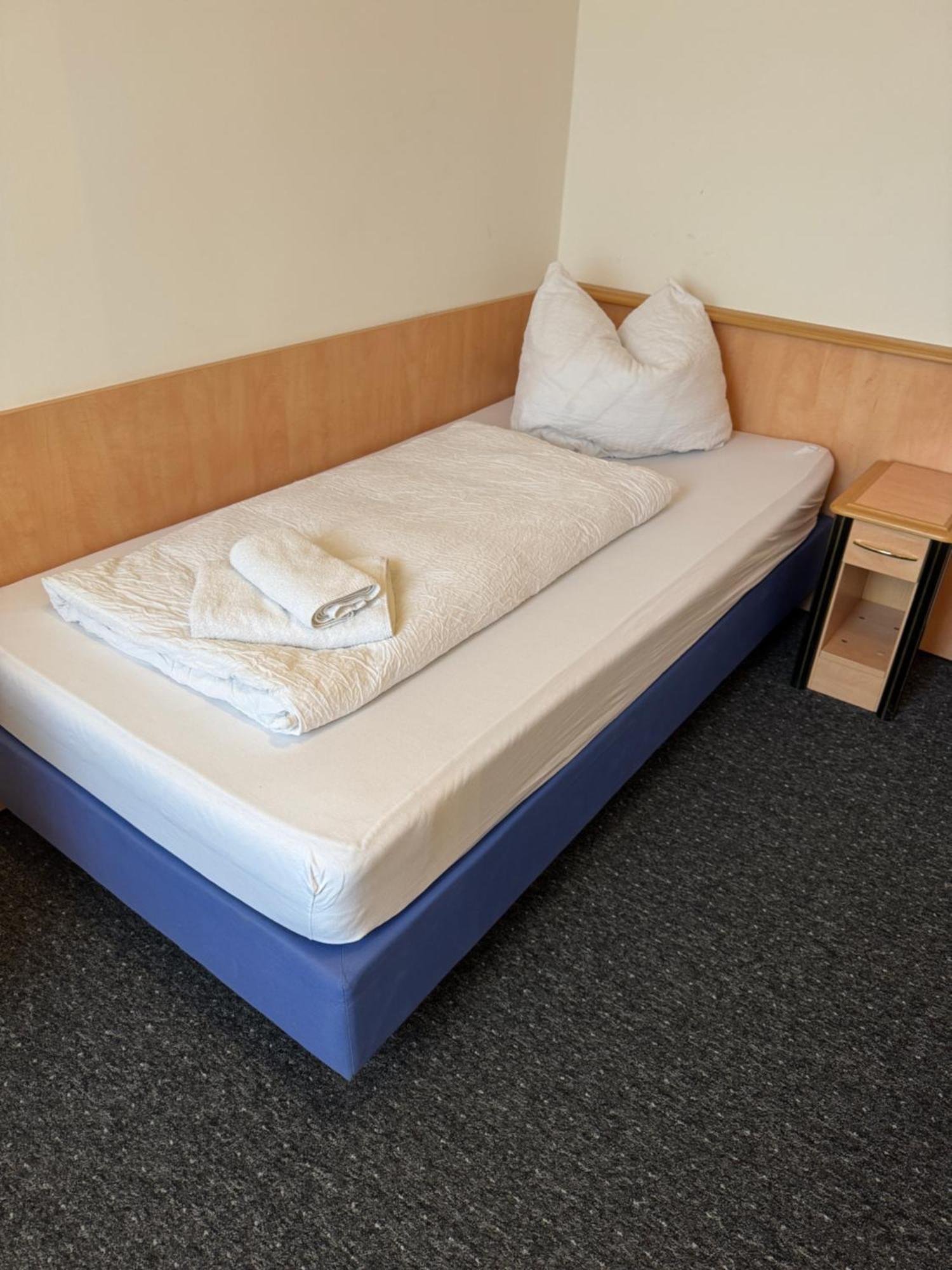 Gaestezimmer Gasthof Becker 호텔 Wulfrath 외부 사진