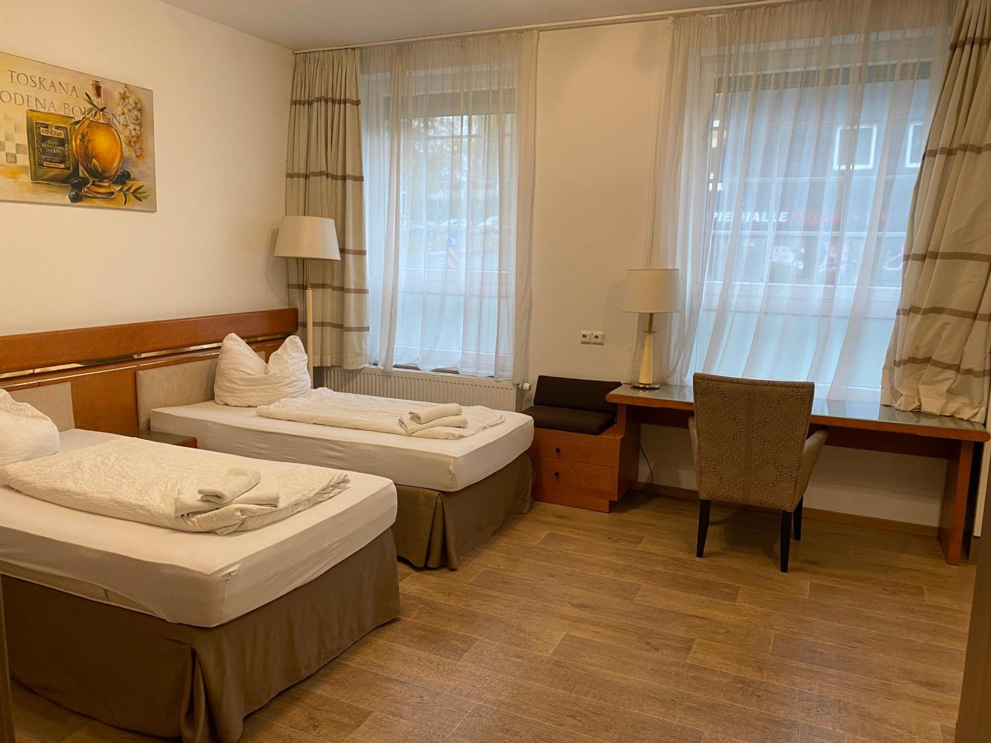Gaestezimmer Gasthof Becker 호텔 Wulfrath 외부 사진