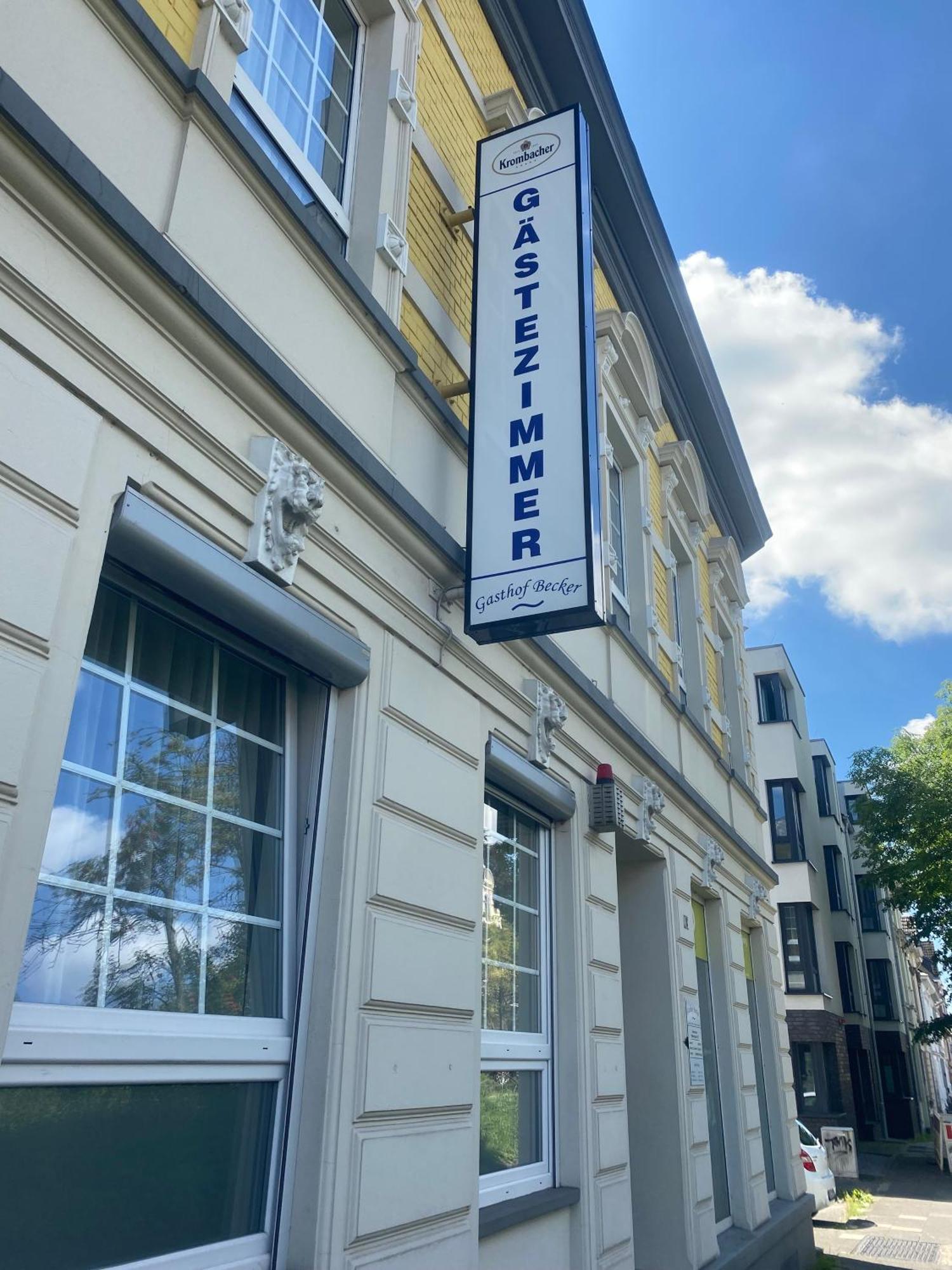 Gaestezimmer Gasthof Becker 호텔 Wulfrath 외부 사진
